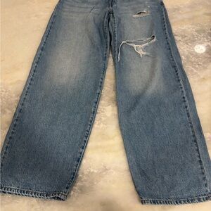 Levi’s Premium Baggy Dad Jeans – Size 26 – Light Wash, Distressed